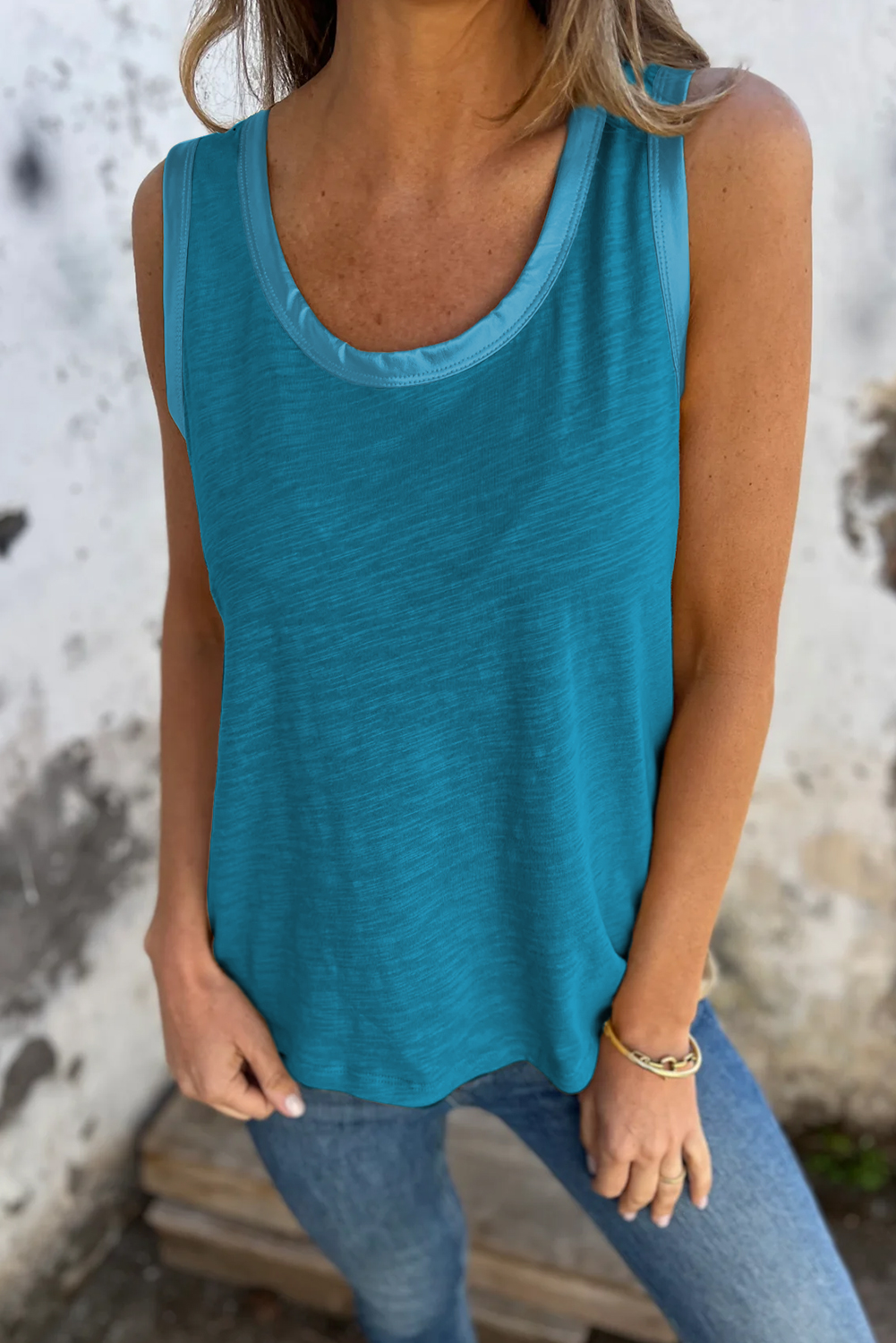 Tan Metallic Sheen Edge Scoop Neck Tank Top - Image 6