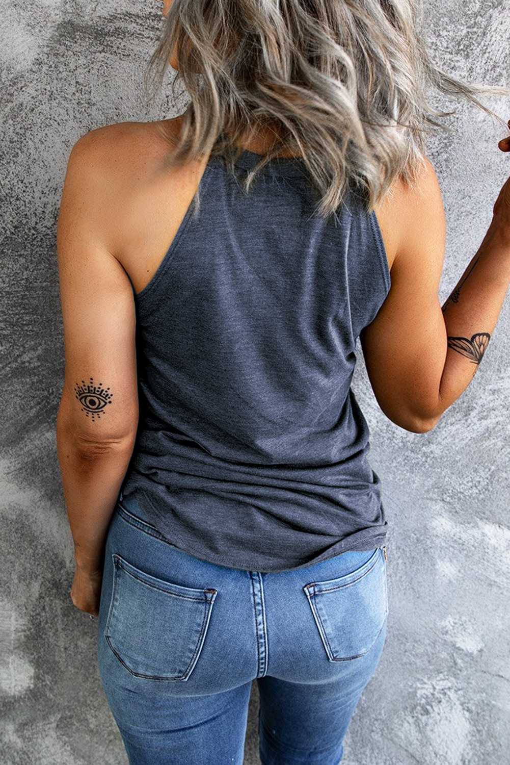 Blue Solid Color Crew Neck Tank Top - Image 2