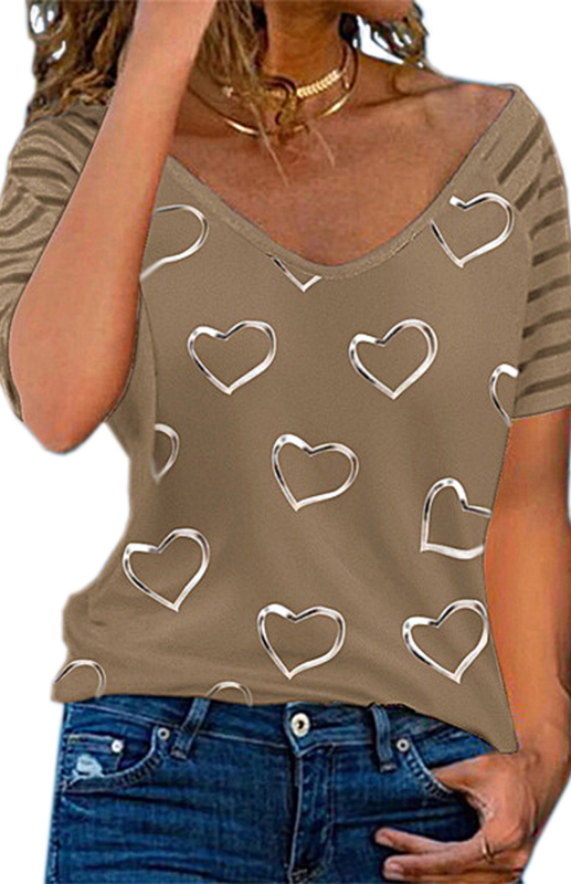 Heart Print Round Neck Short Sleeve Top - Image 4