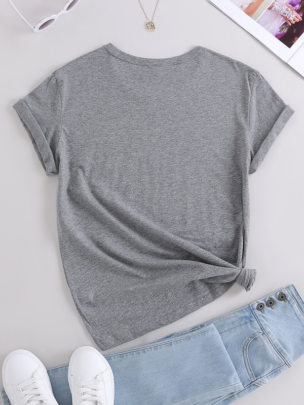 Lips Print Birthday Graphic Casual Tee - Image 5