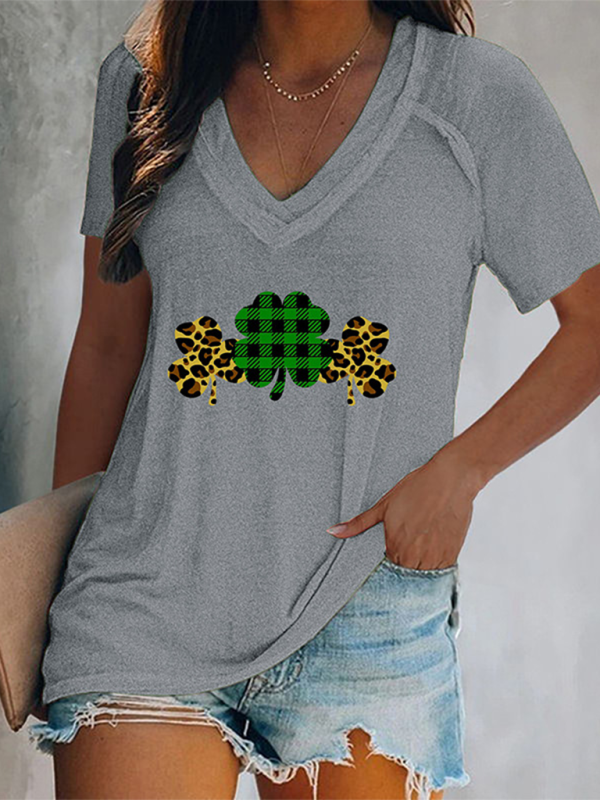 Women's V-neck clover print short-sleeved t-shirt - Image 3