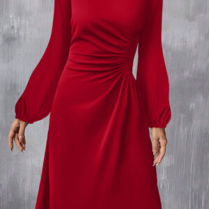 Fiery Red Solid Color Ruched Detail Long Sleeve Midi Dress