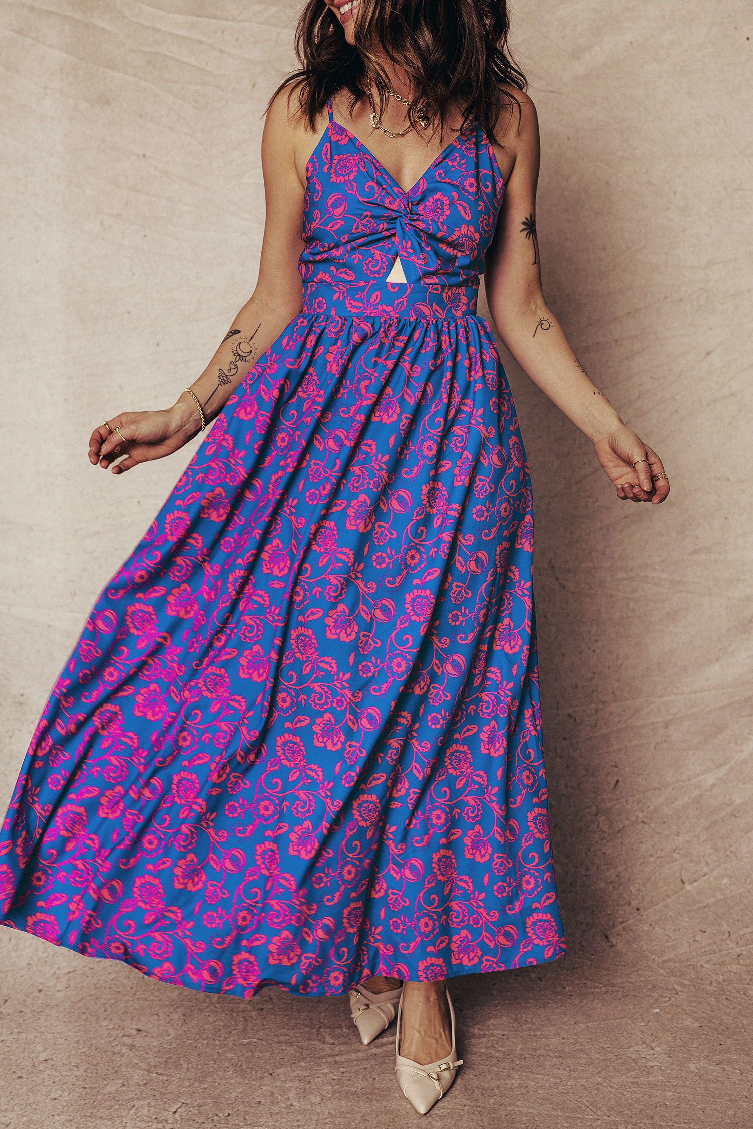 Blue Floral Print Twisted V Neck Tied Backless Maxi Dress - Image 8